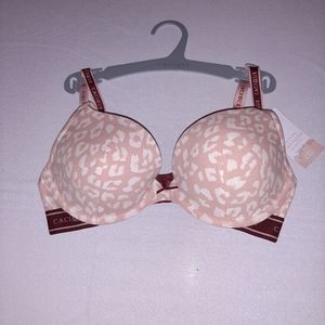 💟NWT! Cacique Cotton Boost Plunge Bra